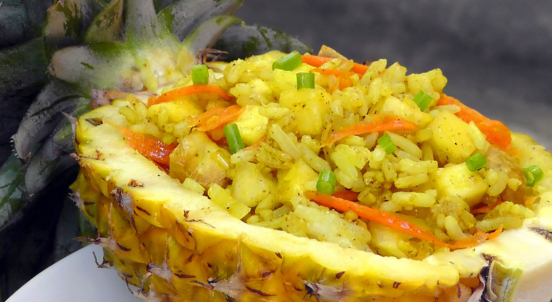 thai-fried-pineapple-rice-vegetarian